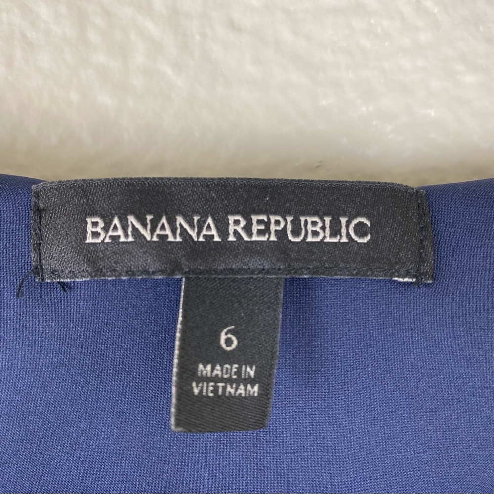 Banana Republic Floral Ruffle-Wrap Maxi Dress 6 - Picture 4 of 12